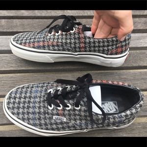 VANS Rare Plaid/Woven Grey Low-tops WO’s 6.5, M 5